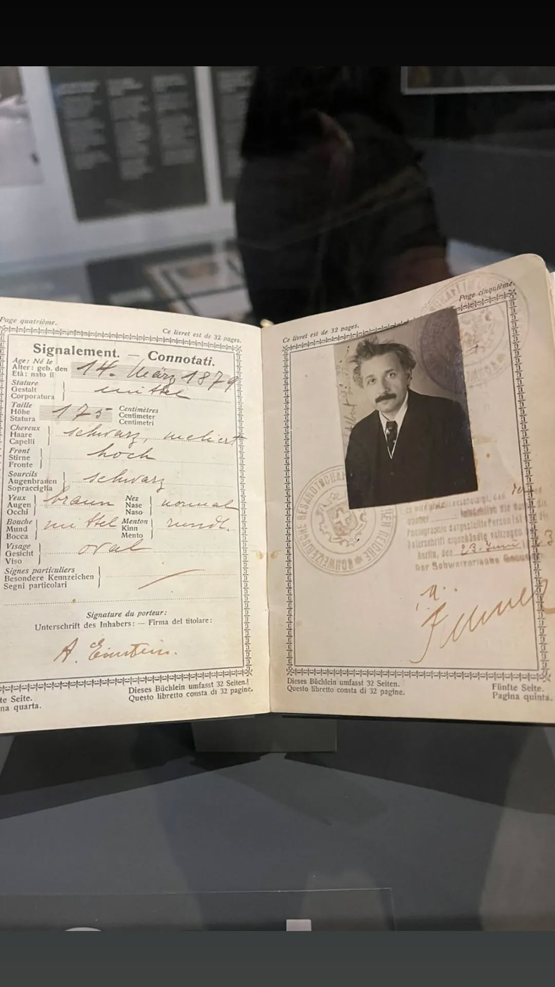 Einstein passport detail